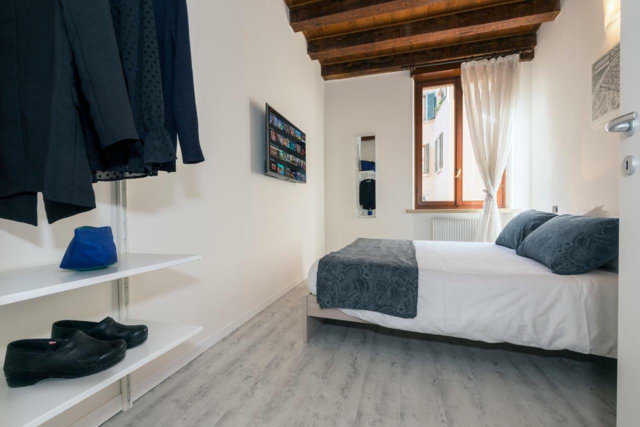 Ponte Postumio Apartment Verona Bagian luar foto