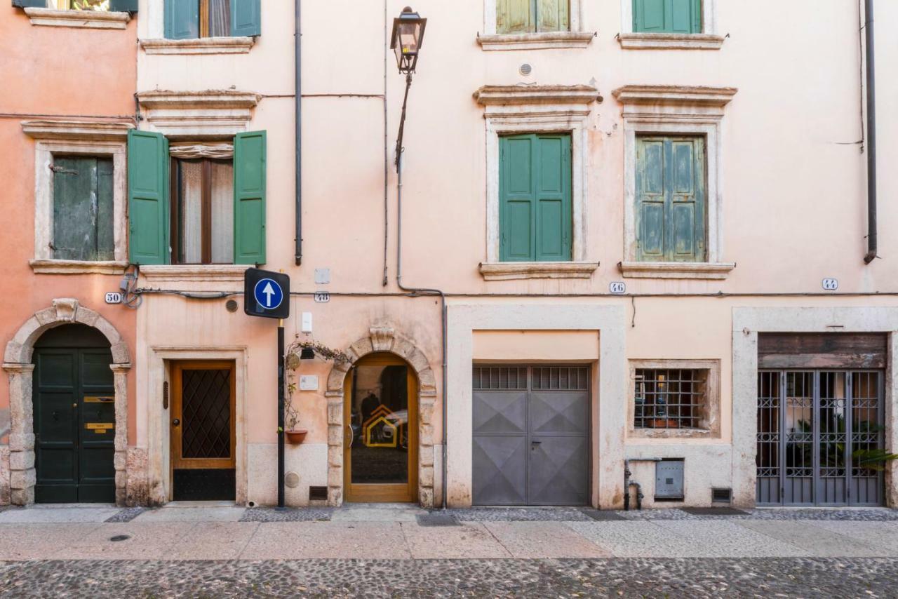Ponte Postumio Apartment Verona Bagian luar foto
