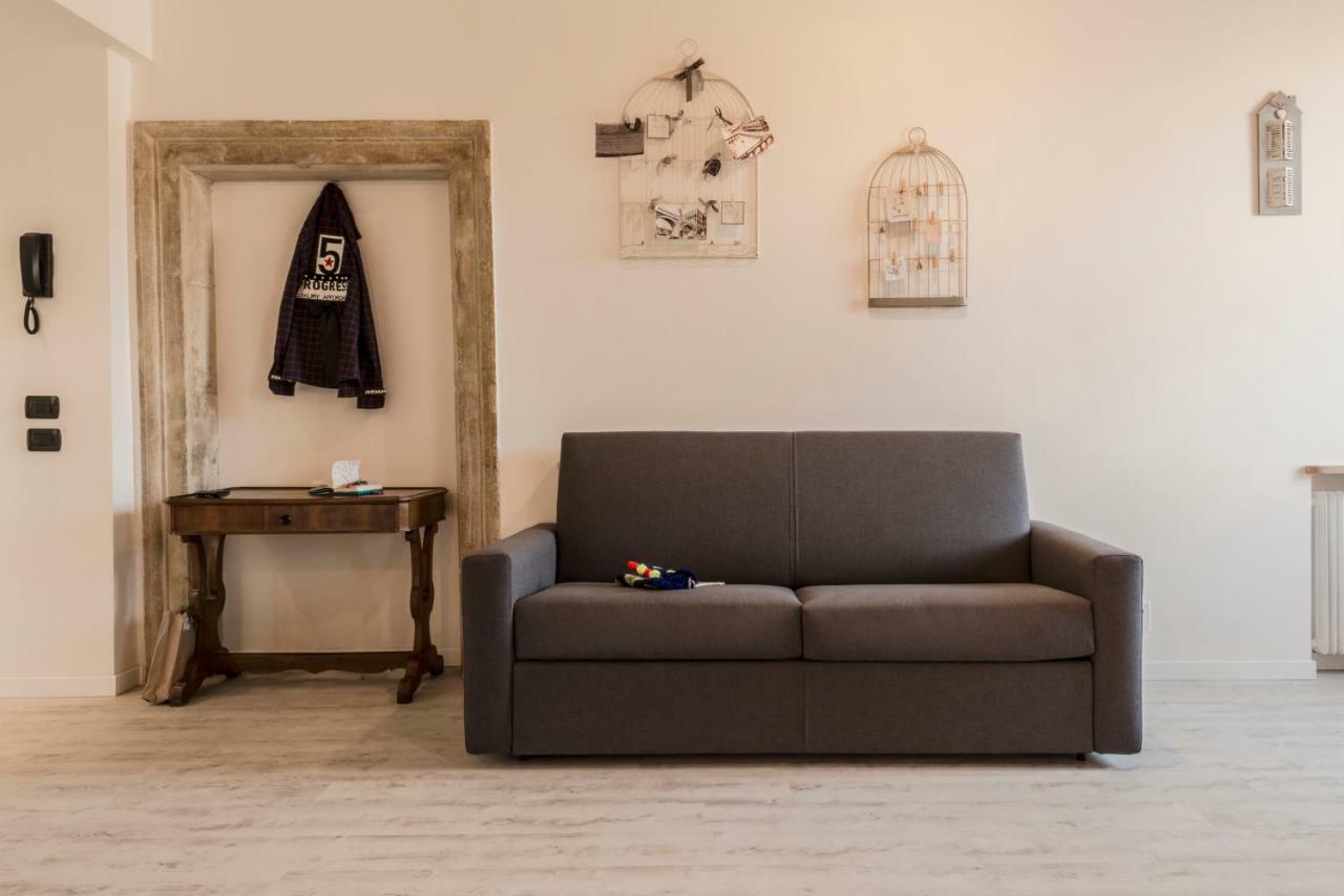 Ponte Postumio Apartment Verona Bagian luar foto